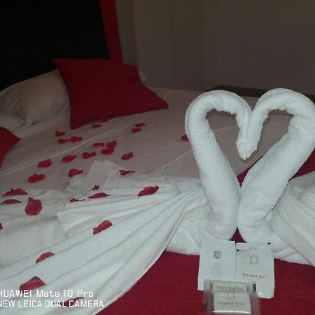 Trastevere Four Seasons Glorioso Rome Bagian luar foto
