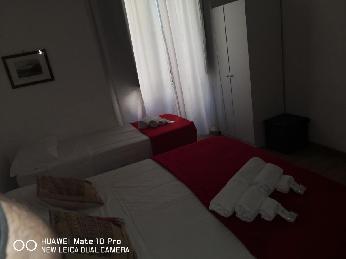 Trastevere Four Seasons Glorioso Rome Bagian luar foto