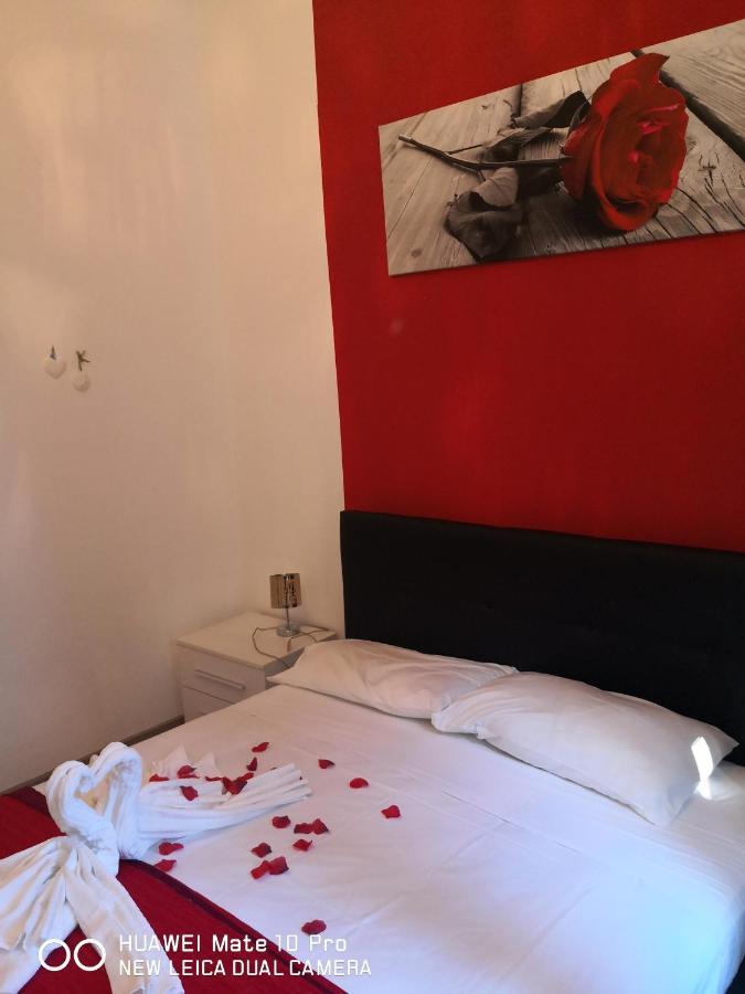 Trastevere Four Seasons Glorioso Rome Bagian luar foto